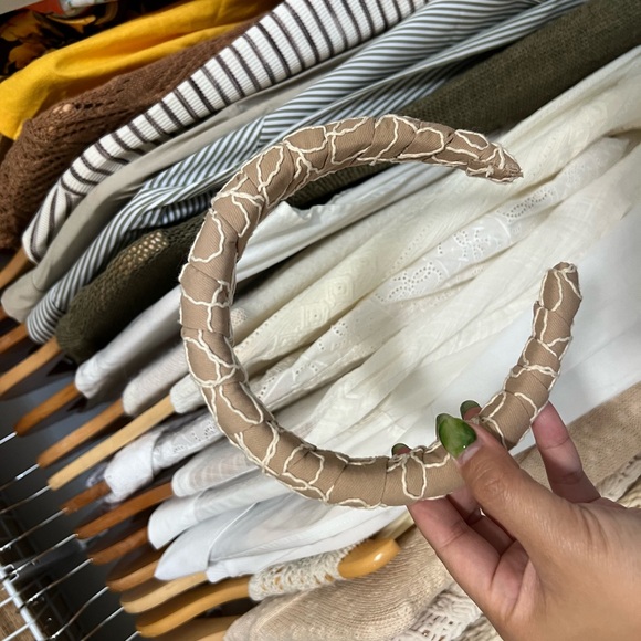 ANTHROPOLOGIE Headband - Picture 5 of 5